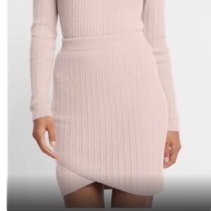 Express light pink high waisted mini knit cross skirt size XL NEW